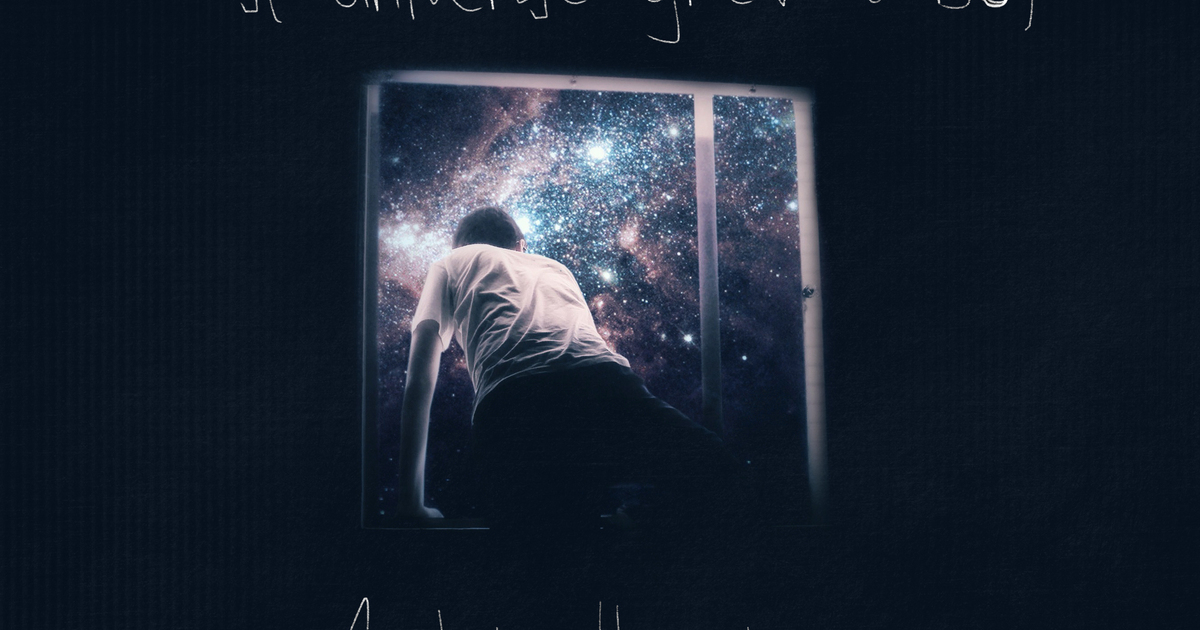 проснулся в темноте. парень в одиночестве ночью. Last night in soho 2021. вечер в одиночестве. одинокий парень ночью.